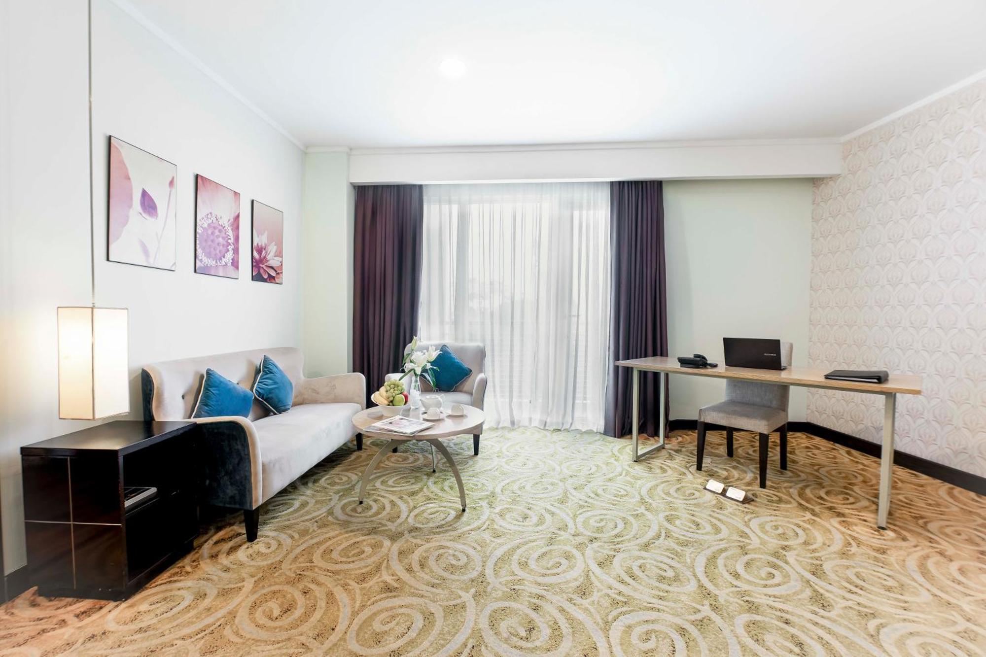 Vien Dong Hotel - Near Bui Vien Walking Street Ho Şi Min Dış mekan fotoğraf